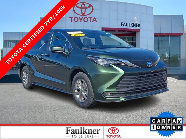 2025 Toyota Sienna XLE
