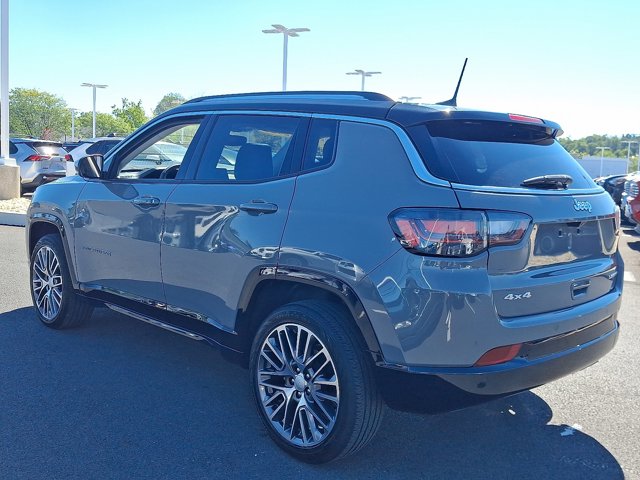 2022 Jeep Compass Limited photo 4