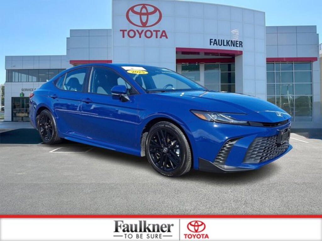 Certified 2025 Toyota Camry SE Sedan