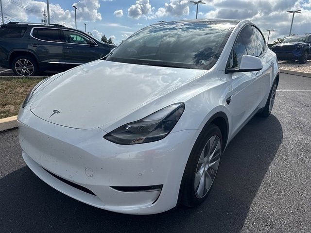 2022 Tesla Model Y Long Range photo 3