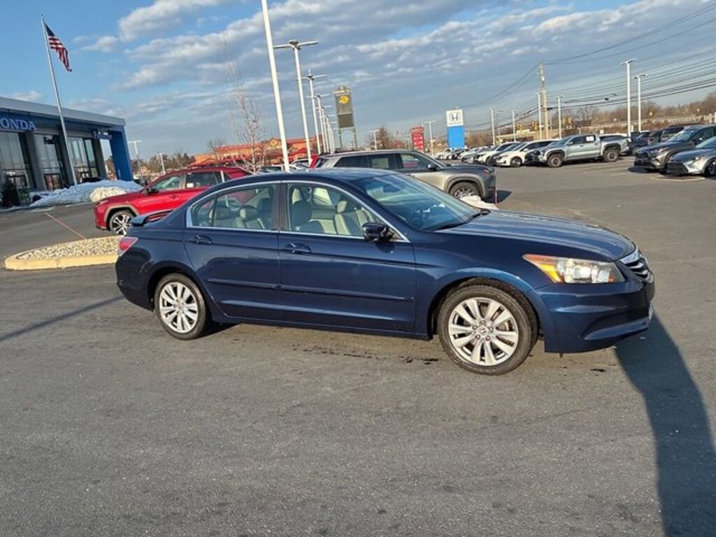 Used 2011 Honda Accord Sdn EX-L Sedan