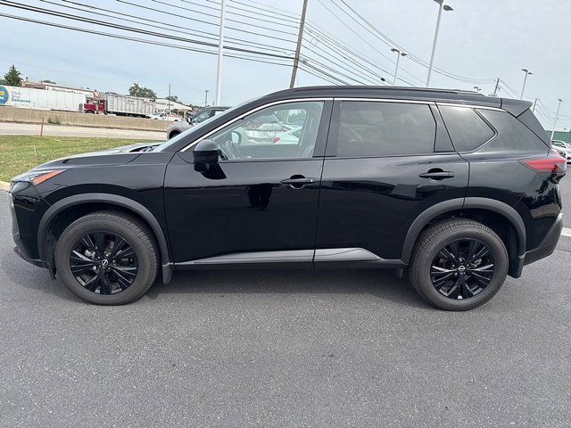 2023 Nissan Rogue AWD SV photo 2