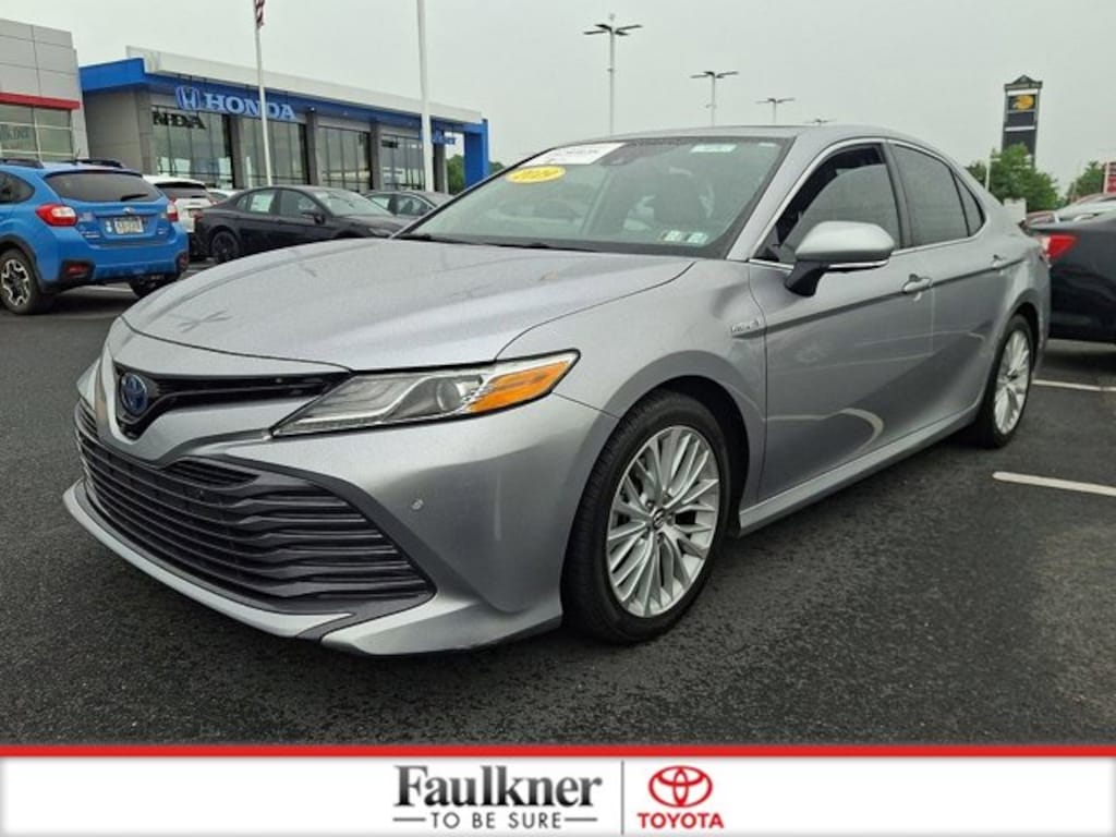 Certified 2019 Toyota Camry Hybrid XLE Sedan