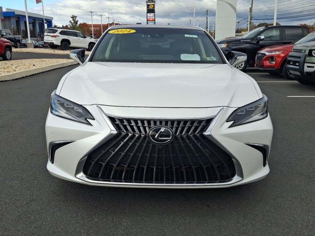 Used 2024 Lexus ES ES 350 Ultra Luxury Sedan