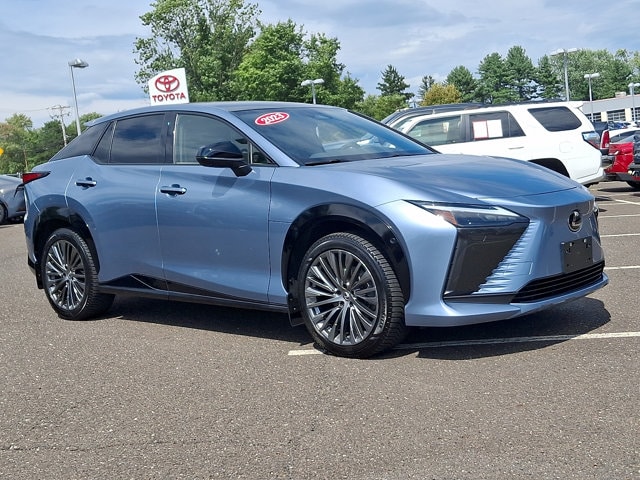 2023 Lexus RZ Luxury