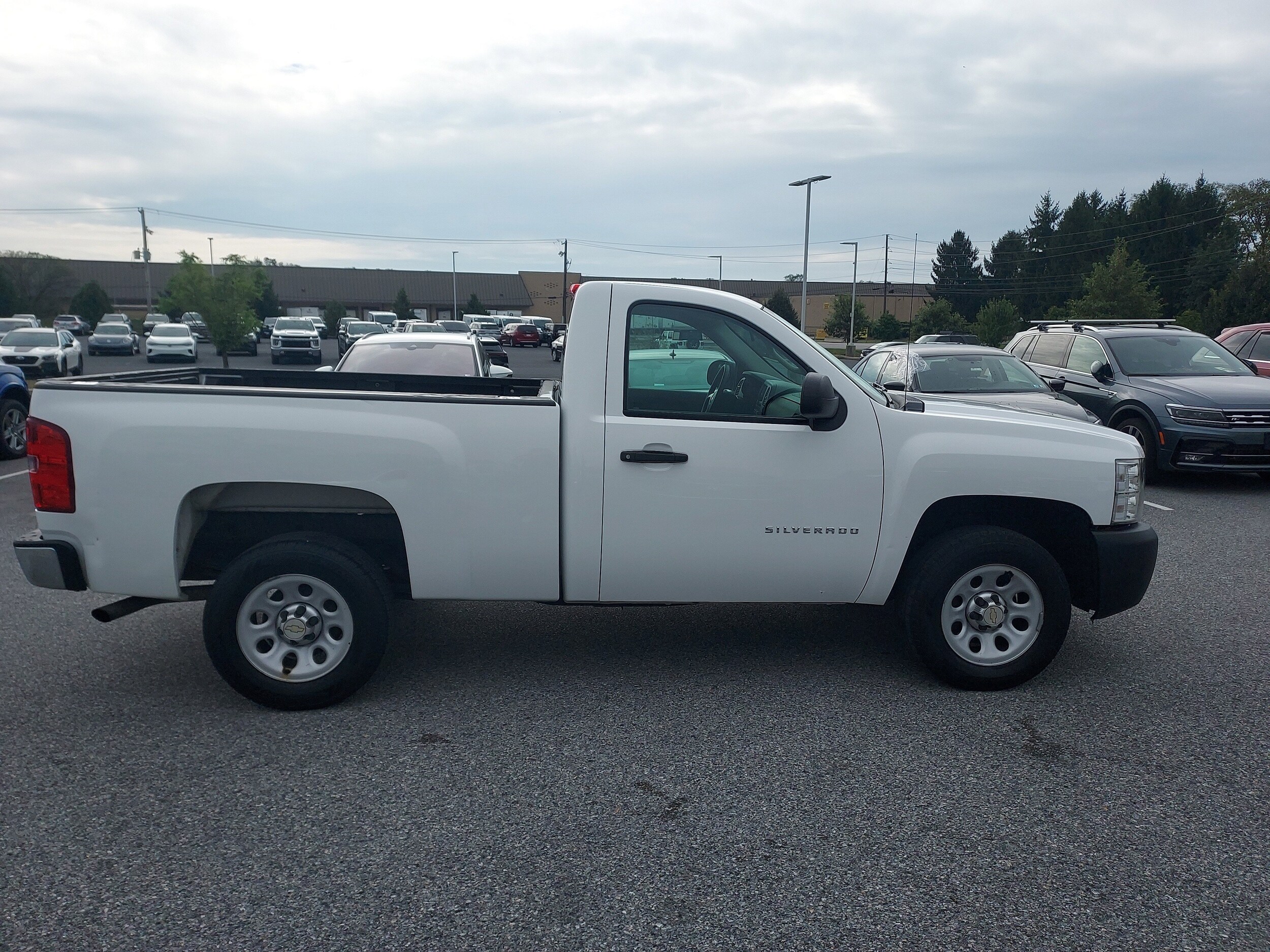2011 Chevrolet Silverado 1500 Work Truck photo 4