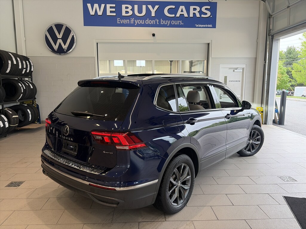 Used 2024 Volkswagen Tiguan SE 2.0T SE 4MOTION