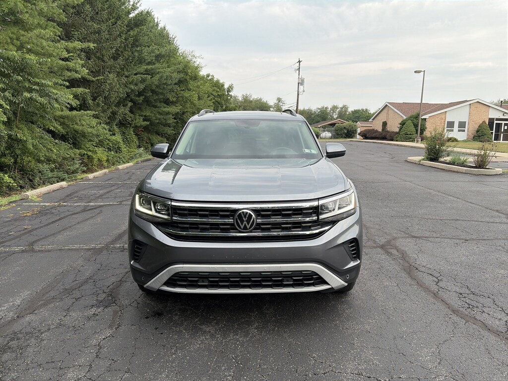 Used 2022 Volkswagen Atlas 3.6L V6 SE with Technology 3.6L V6 SE w/Technology 4MOTION