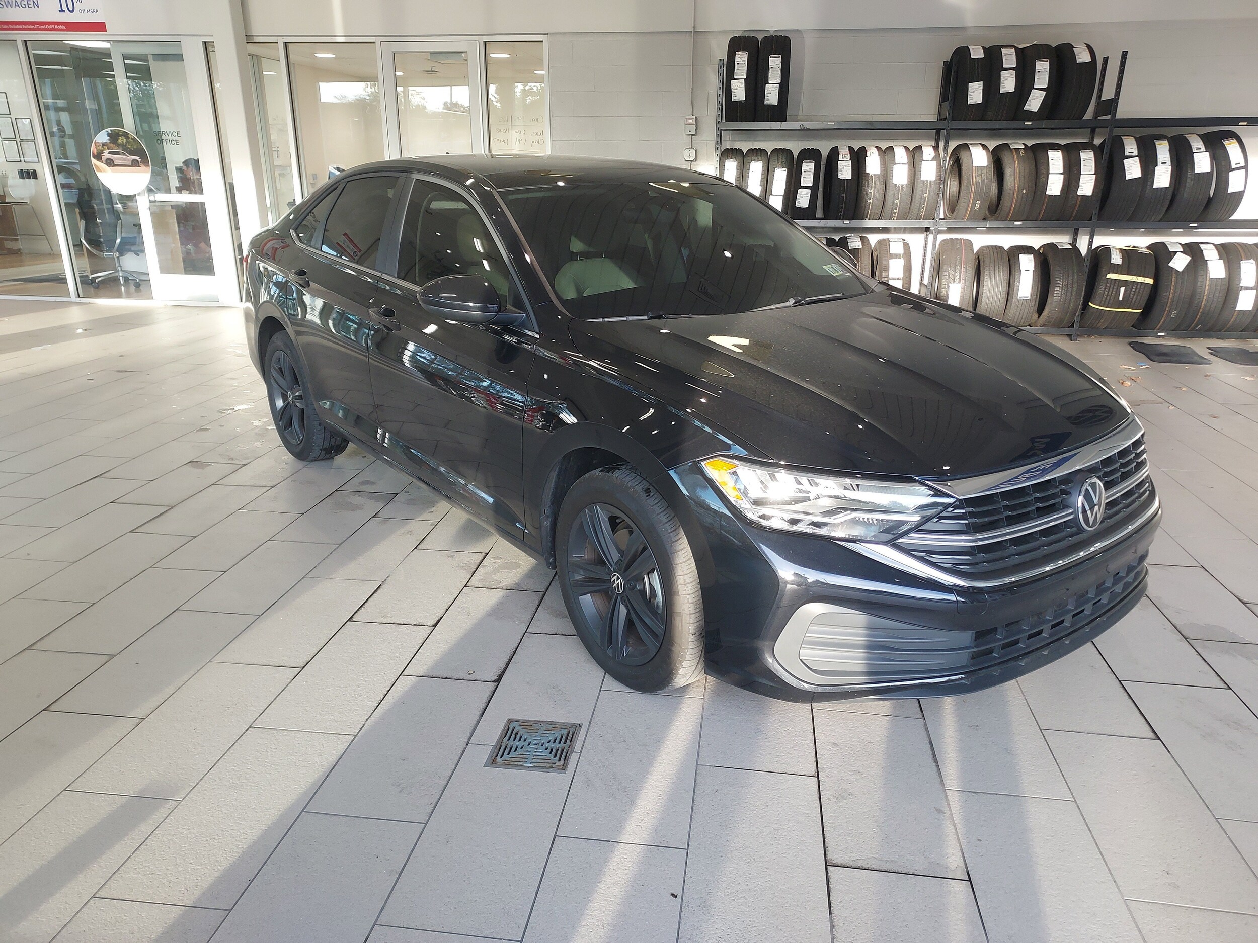 2024 Volkswagen Jetta SE photo 3