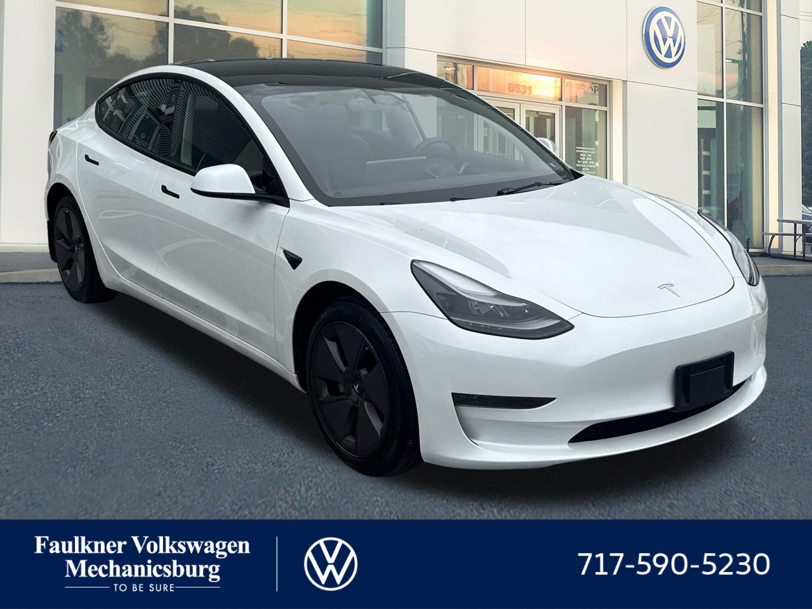 2023 Tesla Model 3 -'s photo
