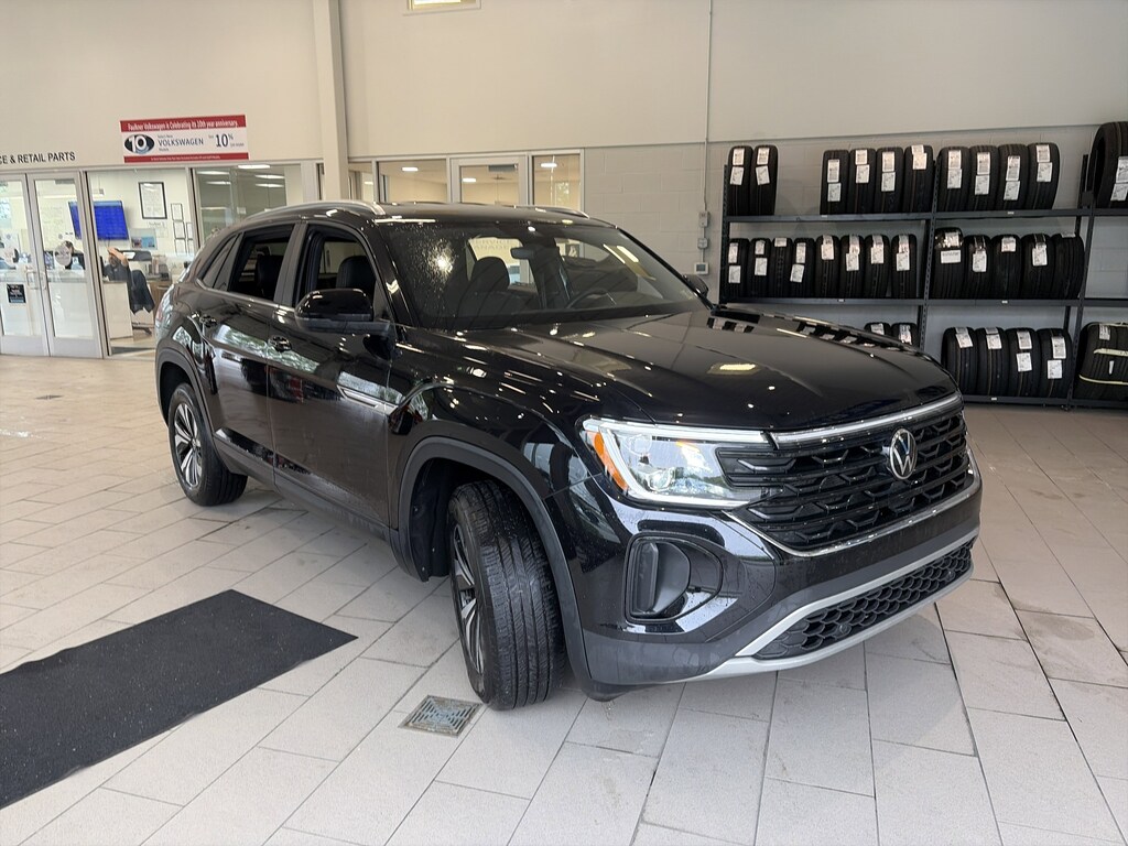 Certified 2025 Volkswagen Atlas Cross Sport 2.0T SE 2.0T SE 4MOTION