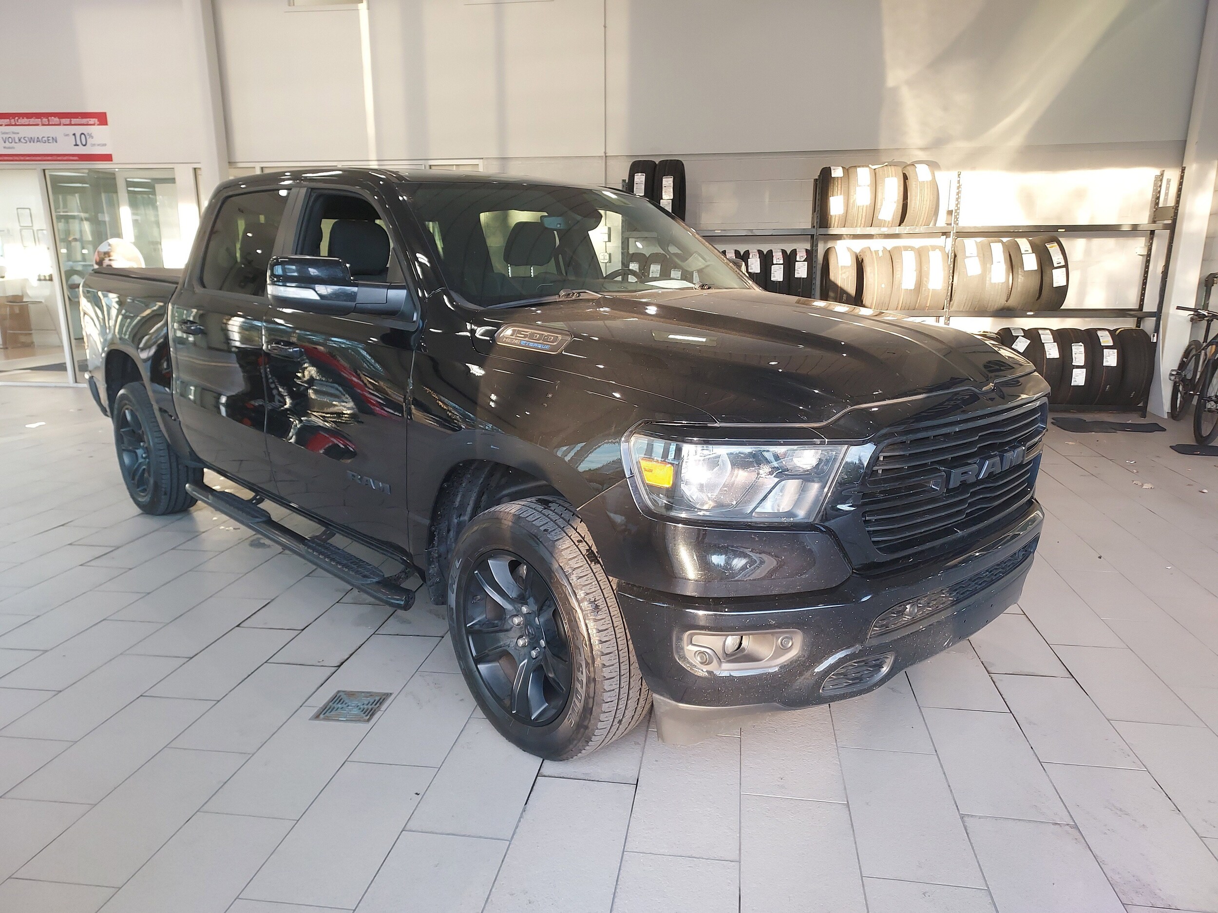2021 Ram 1500 Big Horn photo 3