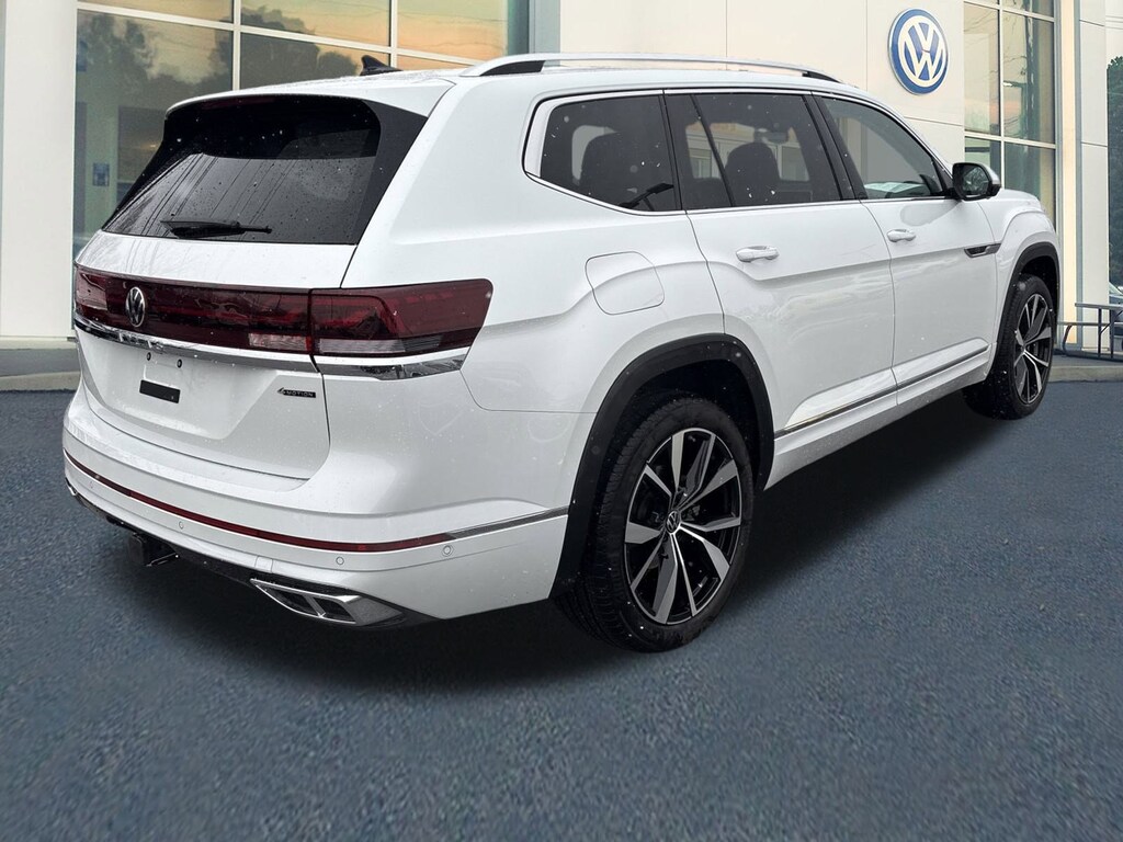 Used 2024 Volkswagen Atlas 2.0T SEL Premium R-Line 4MOTION