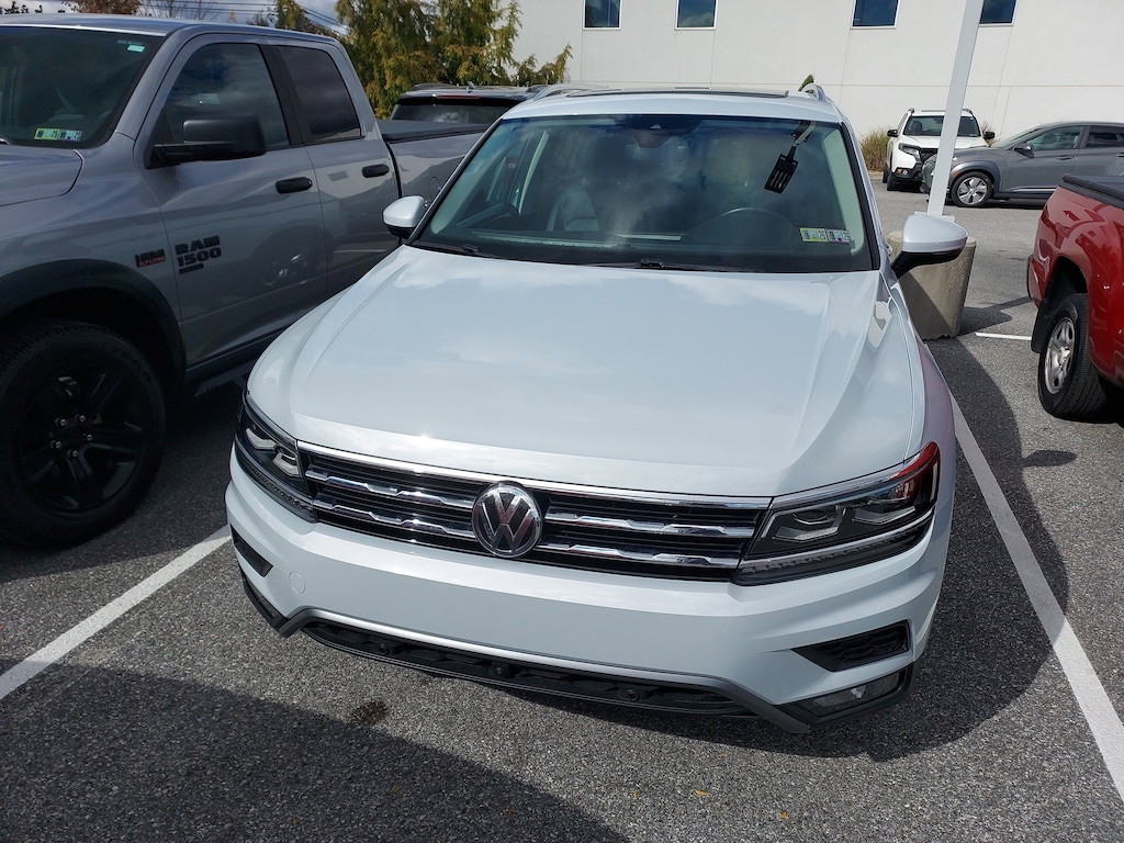 Used 2018 Volkswagen Tiguan SEL Premium 2.0T SEL Premium 4MOTION