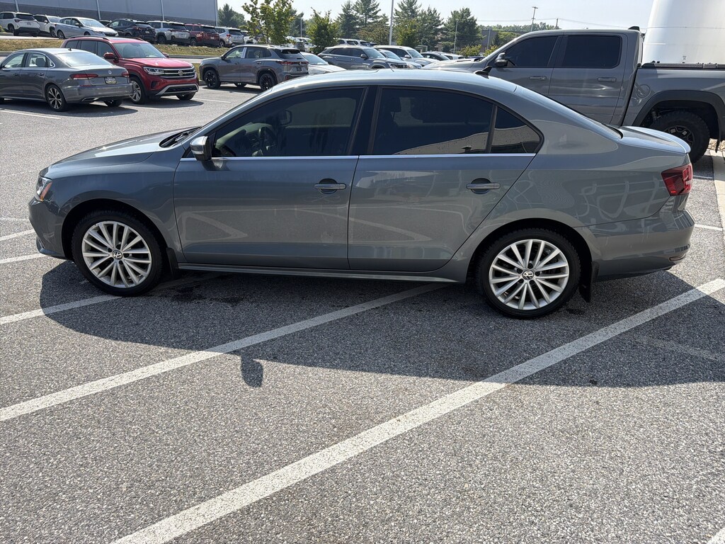 Used 2016 Volkswagen Jetta Sedan 1.8T SEL Auto 1.8T SEL PZEV