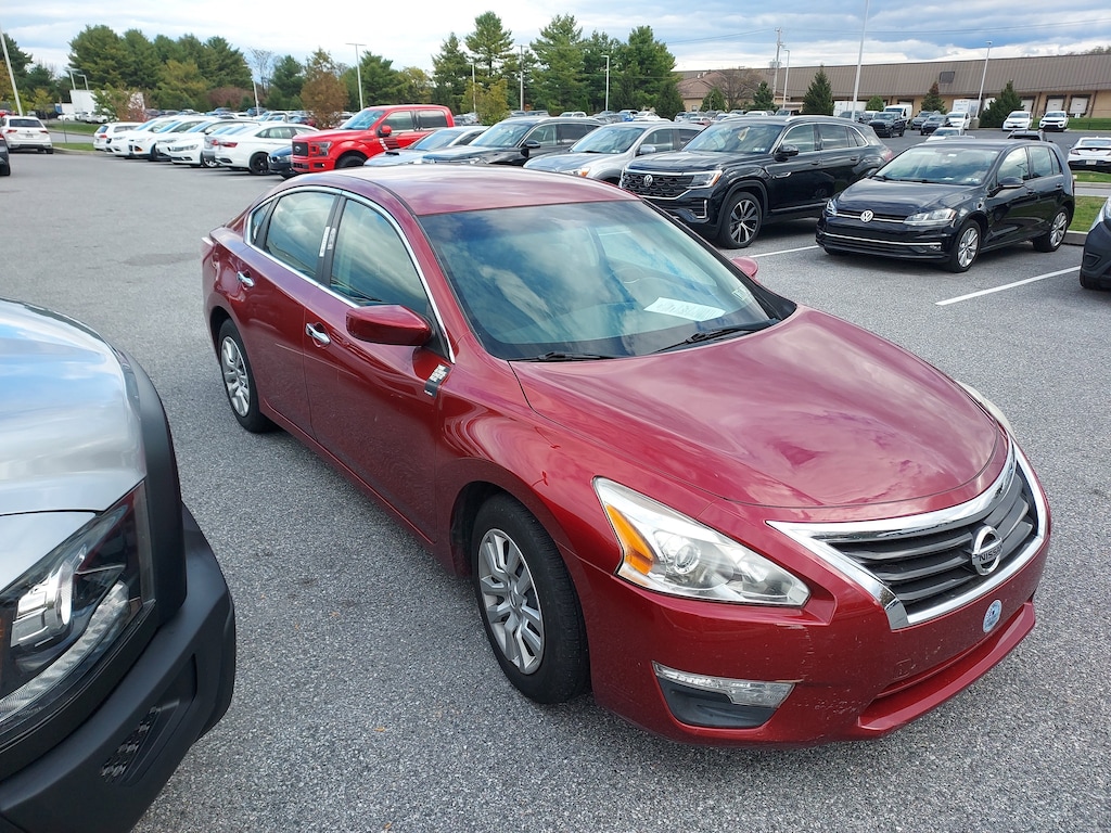 Used 2013 Nissan Altima 2.5 S Sedan