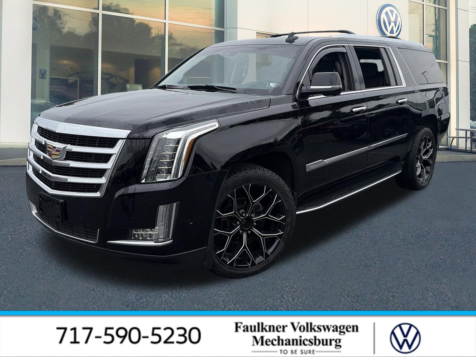 2018 Cadillac Escalade ESV AWD Luxury's photo