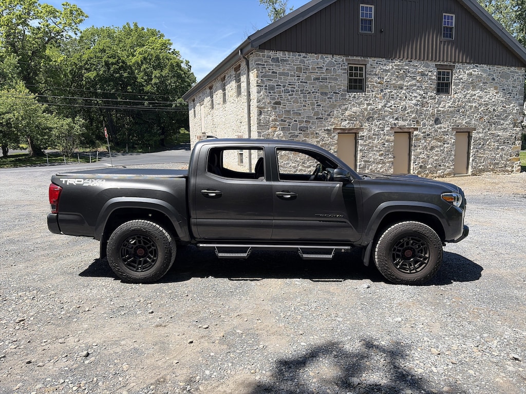 Used 2017 Toyota Tacoma TRD Sport TRD Sport Double Cab 5 Bed V6 4x4 AT