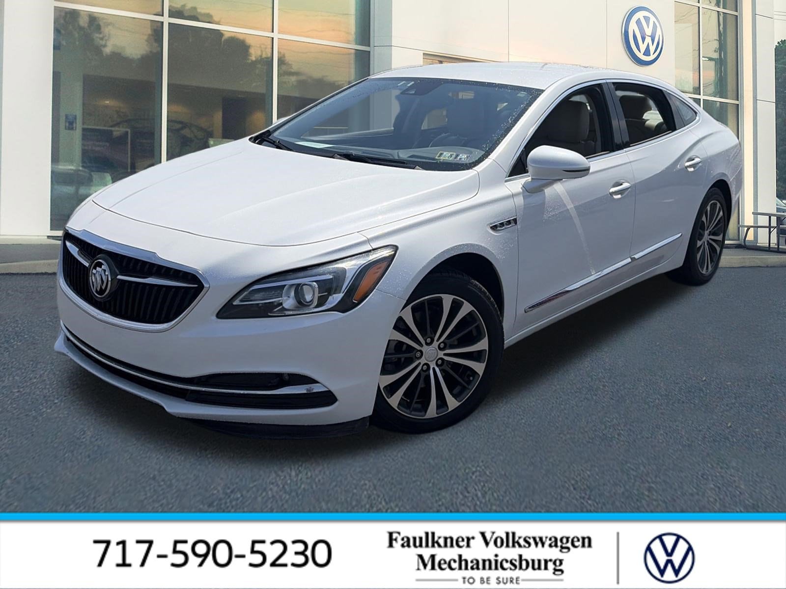 2017 Buick LaCrosse Premium's photo
