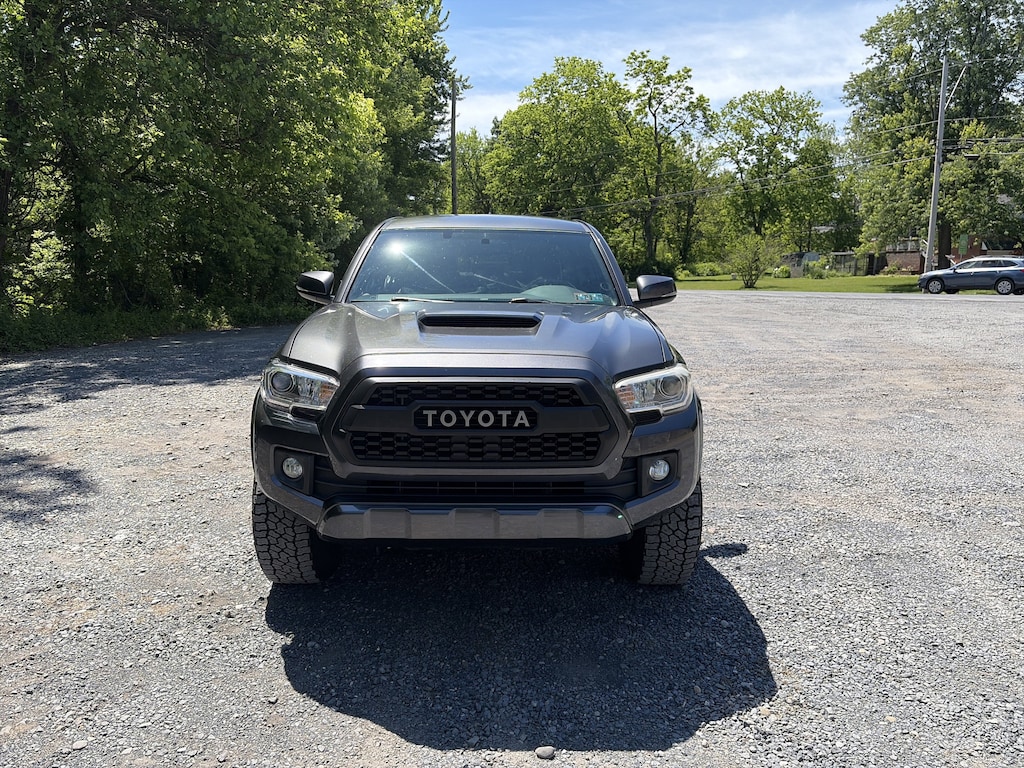 Used 2017 Toyota Tacoma TRD Sport TRD Sport Double Cab 5 Bed V6 4x4 AT