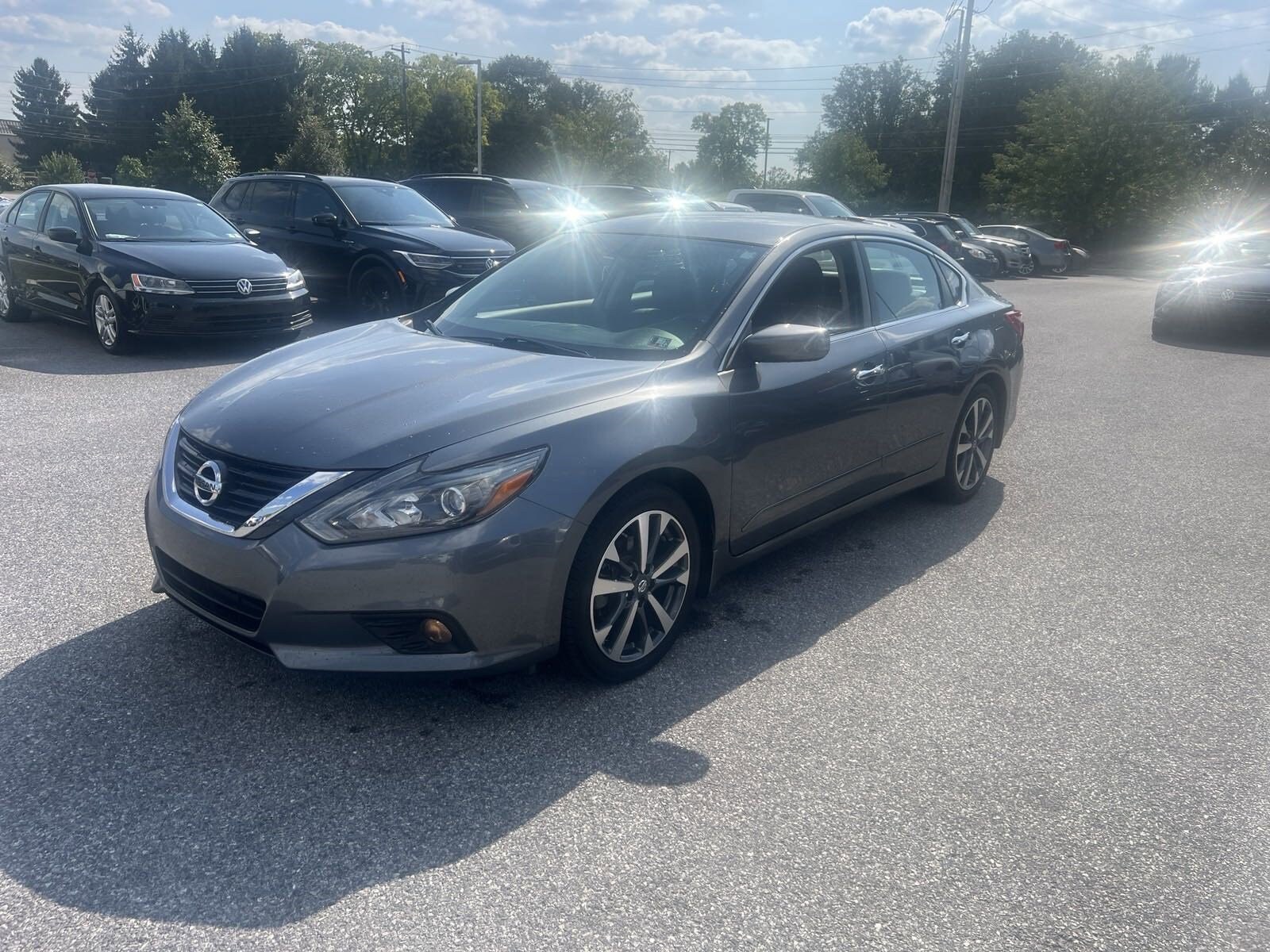 Used 2016 Nissan Altima SR with VIN 1N4AL3AP9GC272456 for sale in Mechanicsburg, PA