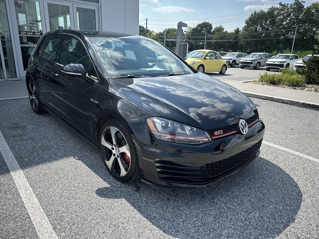 Used 2016 Volkswagen Golf GTI S w/Performance Pkg HB DSG S w/Performance Pkg