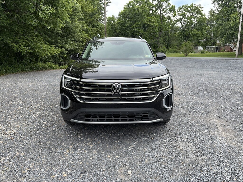 Used 2026 Volkswagen Atlas 2.0T SE w/Technology 2.0T SE w/Technology 4MOTION