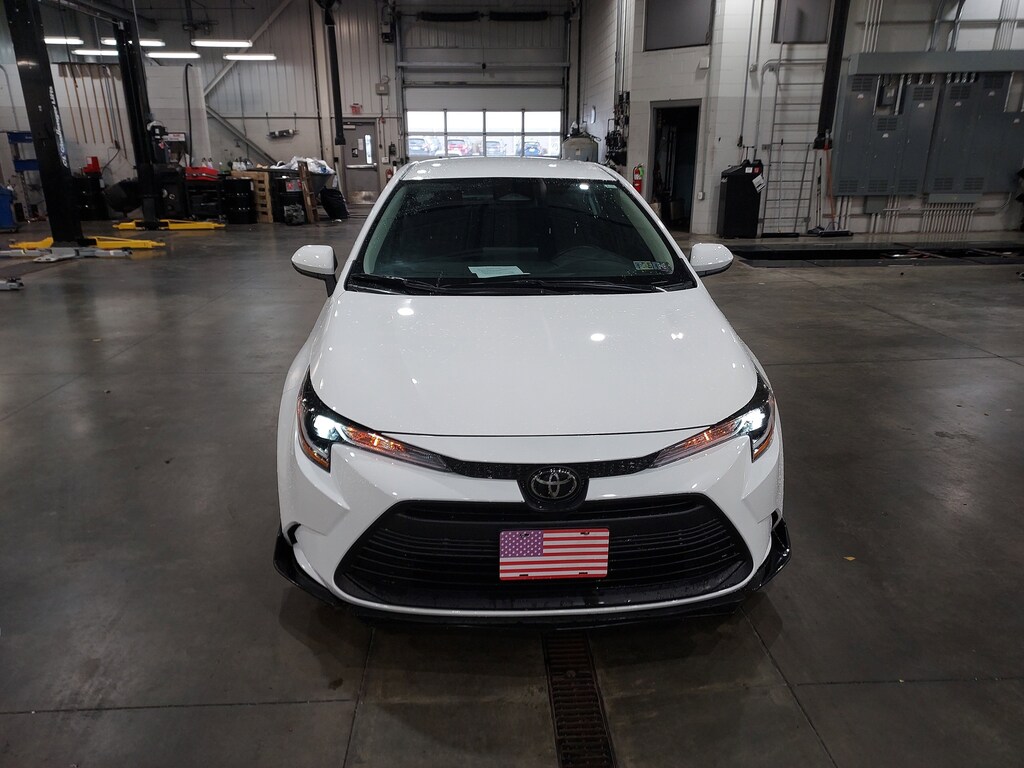 Used 2024 Toyota Corolla LE LE CVT