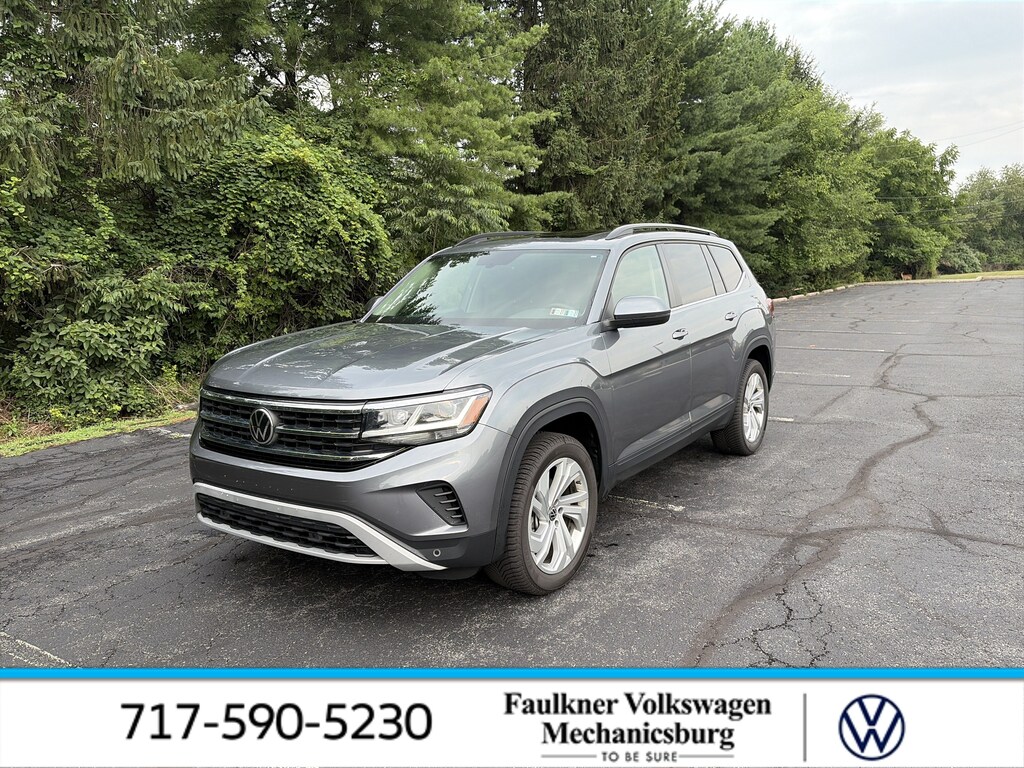 Used 2022 Volkswagen Atlas 3.6L V6 SE with Technology 3.6L V6 SE w/Technology 4MOTION
