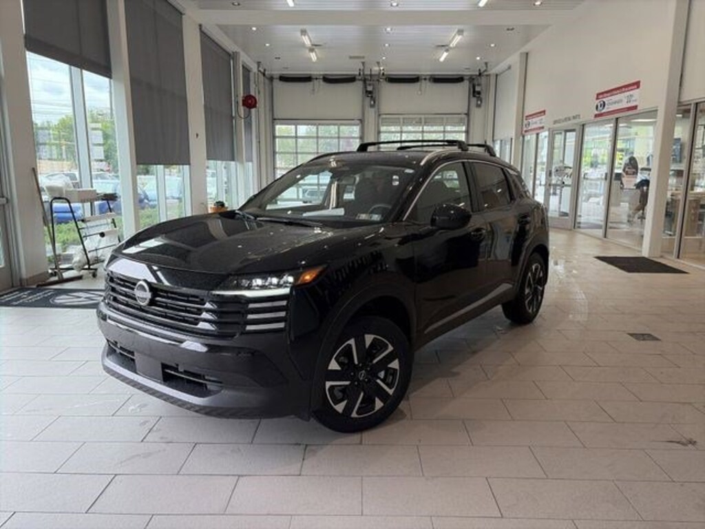 Used 2025 Nissan Kicks SV SV AWD