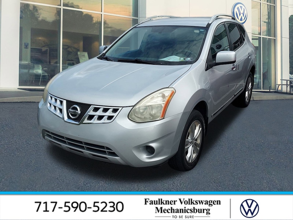 Used 2013 Nissan Rogue SV AWD  SV