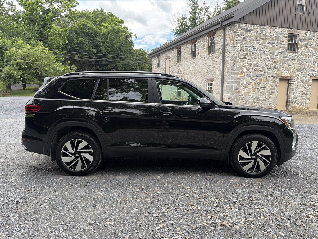 Used 2026 Volkswagen Atlas 2.0T SE w/Technology 2.0T SE w/Technology 4MOTION