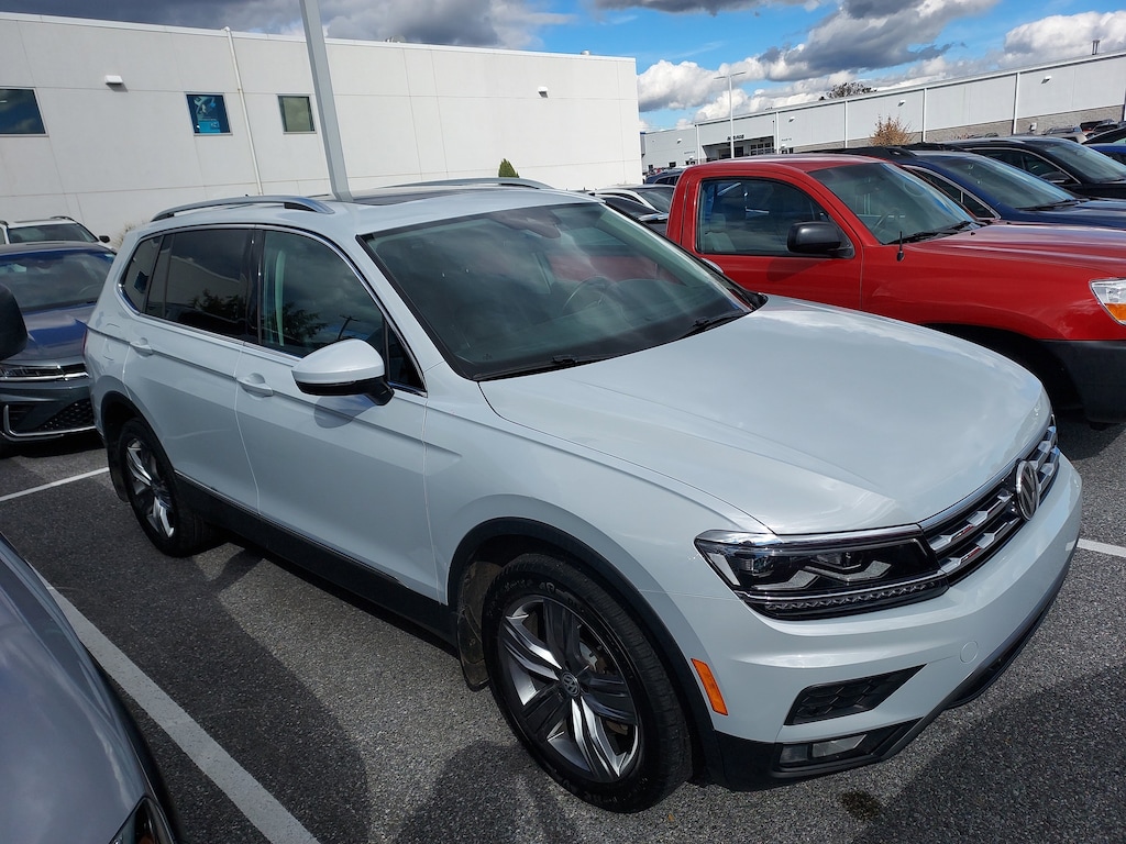 Used 2018 Volkswagen Tiguan SEL Premium 2.0T SEL Premium 4MOTION