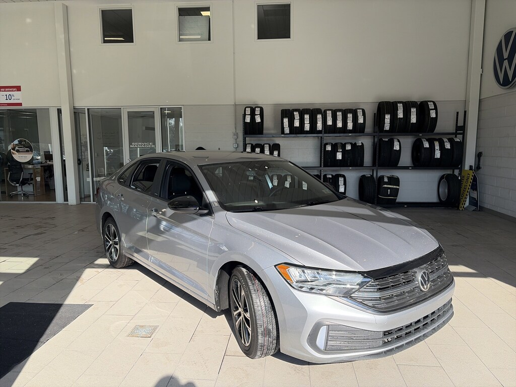Certified 2023 Volkswagen Jetta Sport Sport Auto