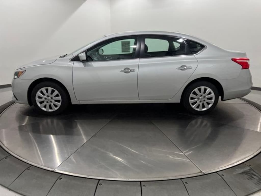 Used 2017 Nissan Sentra SV Sedan
