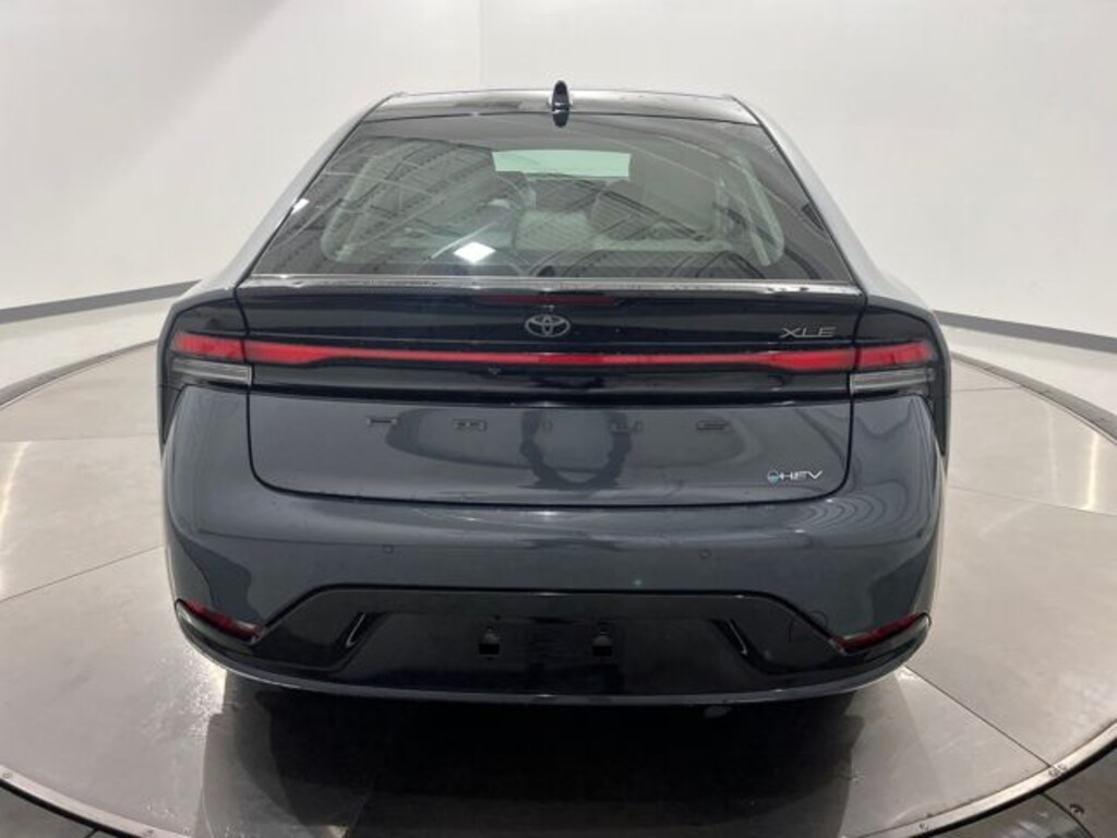 Used 2023 Toyota Prius XLE Hatchback
