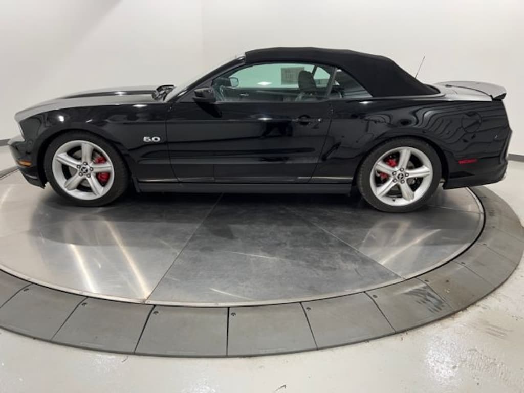 Used 2012 Ford Mustang Convertible