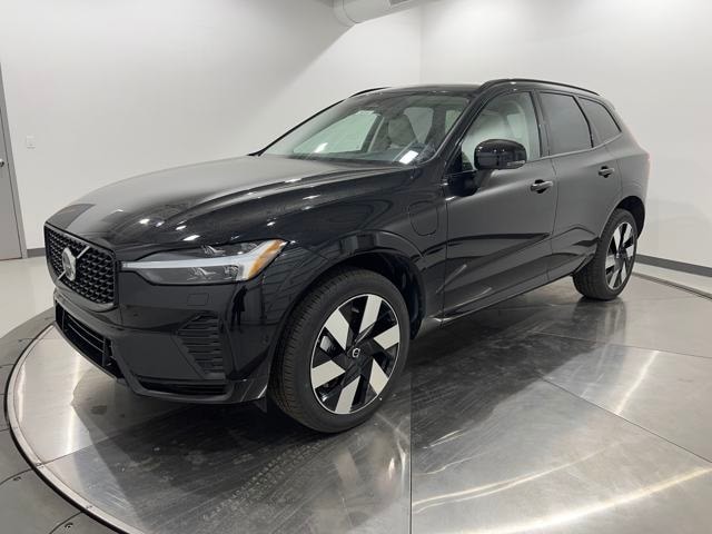 2025 Volvo XC60 plug-in hybrid T8 Plus