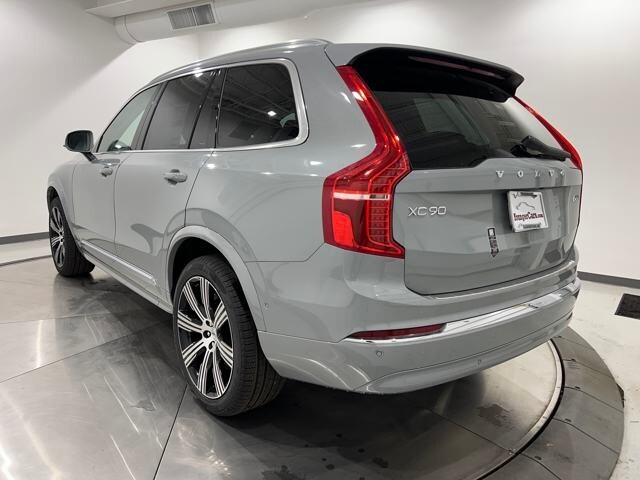 2025 Volvo XC90 Plus photo 3