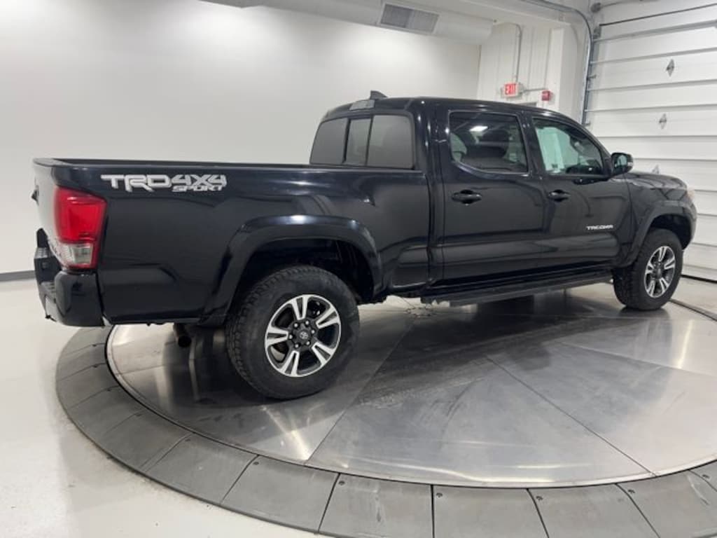 Used 2016 Toyota Tacoma Truck Double Cab