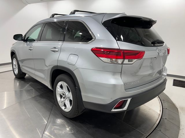 2018 Toyota Highlander Limited photo 3