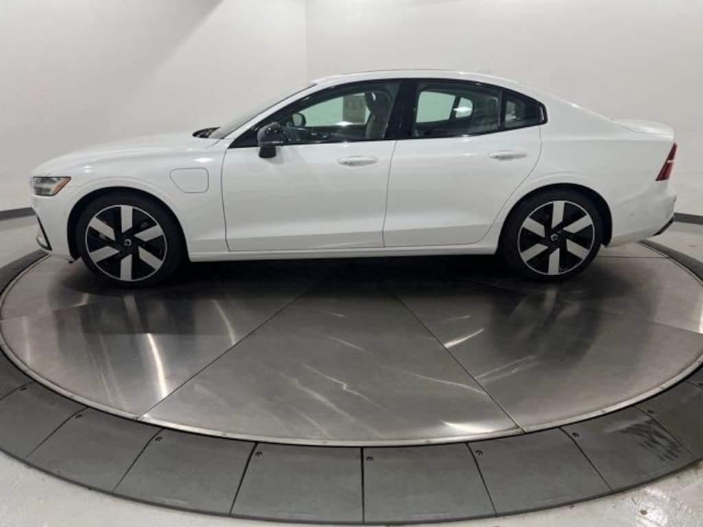 Certified 2024 Volvo S60 plug-in hybrid T8 Plus Dark Sedan