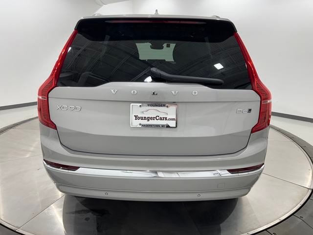 2025 Volvo XC90 Plus photo 4
