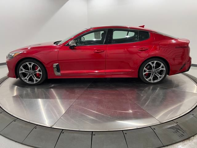 2018 Kia Stinger GT2 photo 2