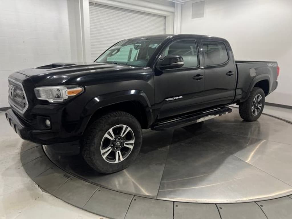 Used 2016 Toyota Tacoma Truck Double Cab