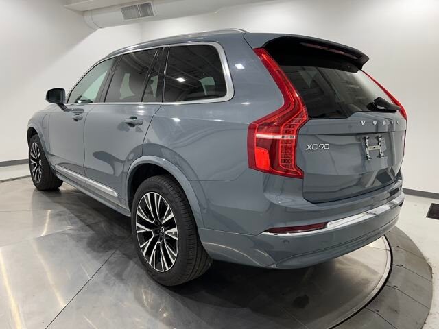 2023 Volvo XC90 Recharge T8 Plus photo 3
