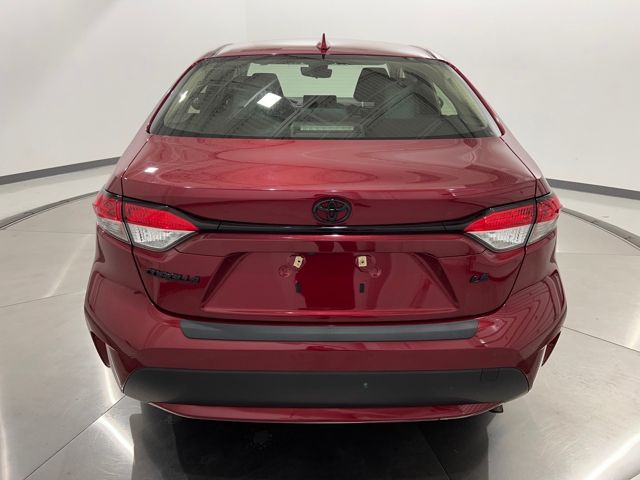 2022 Toyota Corolla LE photo 4