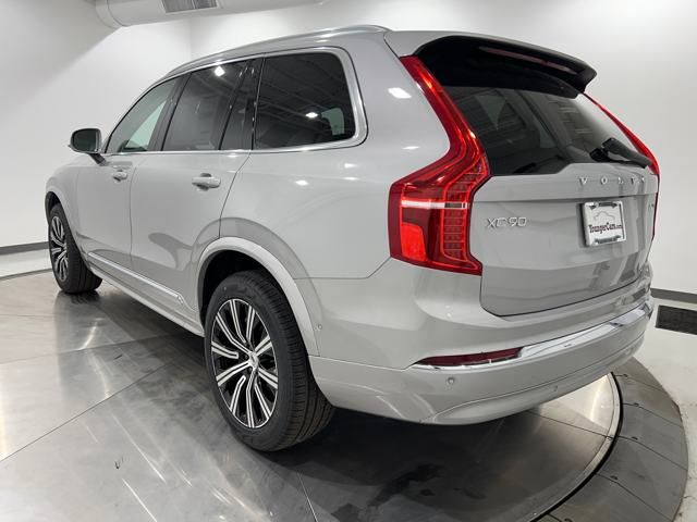 2025 Volvo XC90 Plus photo 3