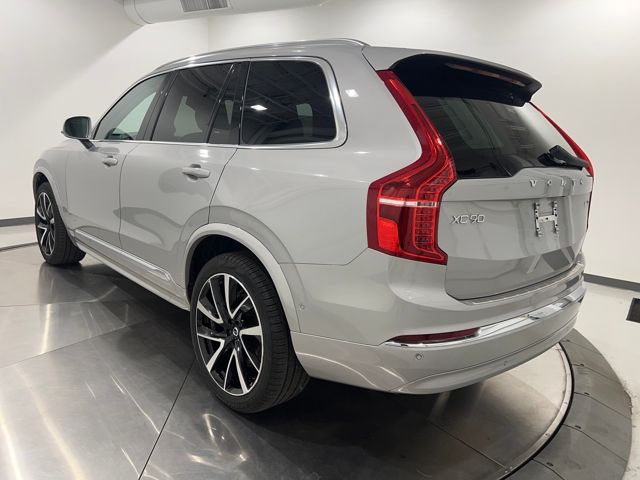 2024 Volvo XC90 Plus photo 3