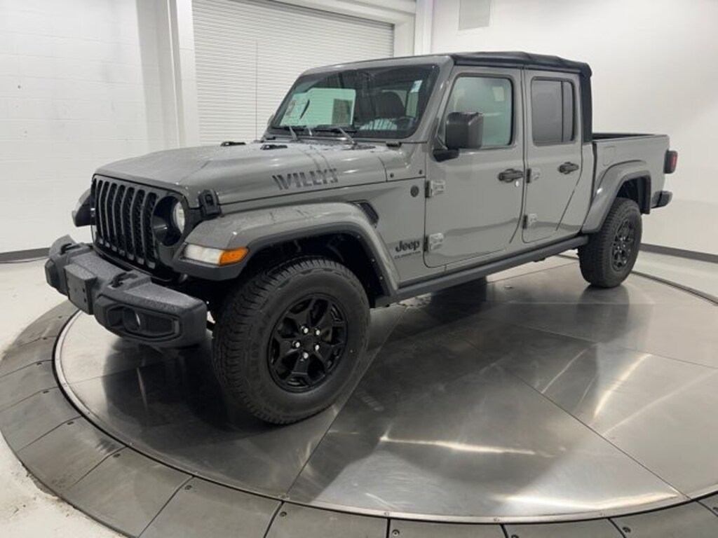 Used 2021 Jeep Gladiator Sport Truck Crew Cab